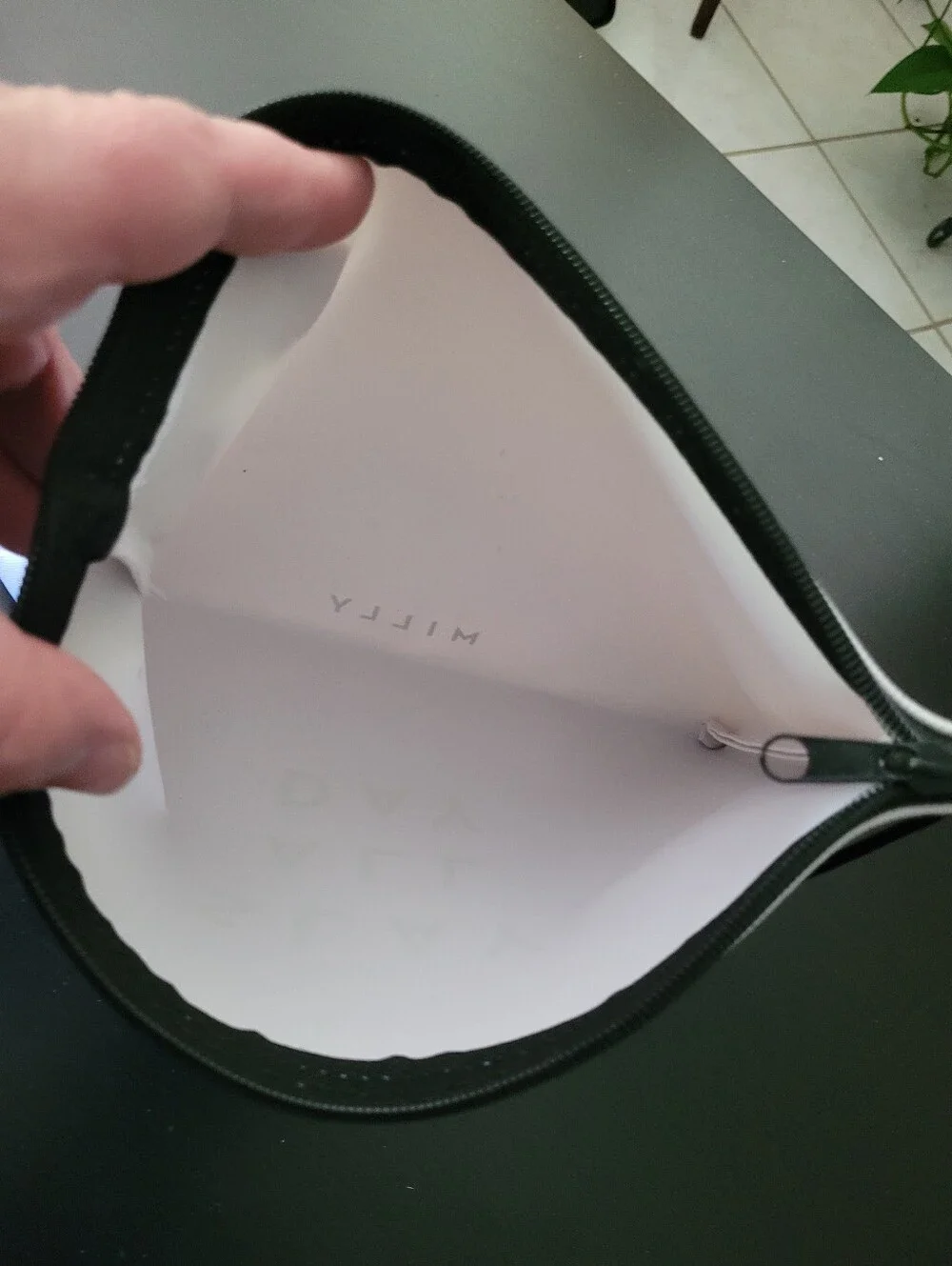 Milly White 'Slay All Day' Wristlet Pouch